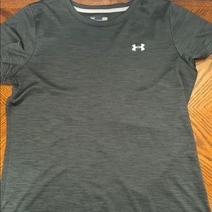 Grey Under Armor Dry Fit Shirt